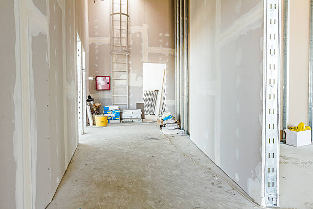 Garage Floor Epoxy Painting in Rochester, WA